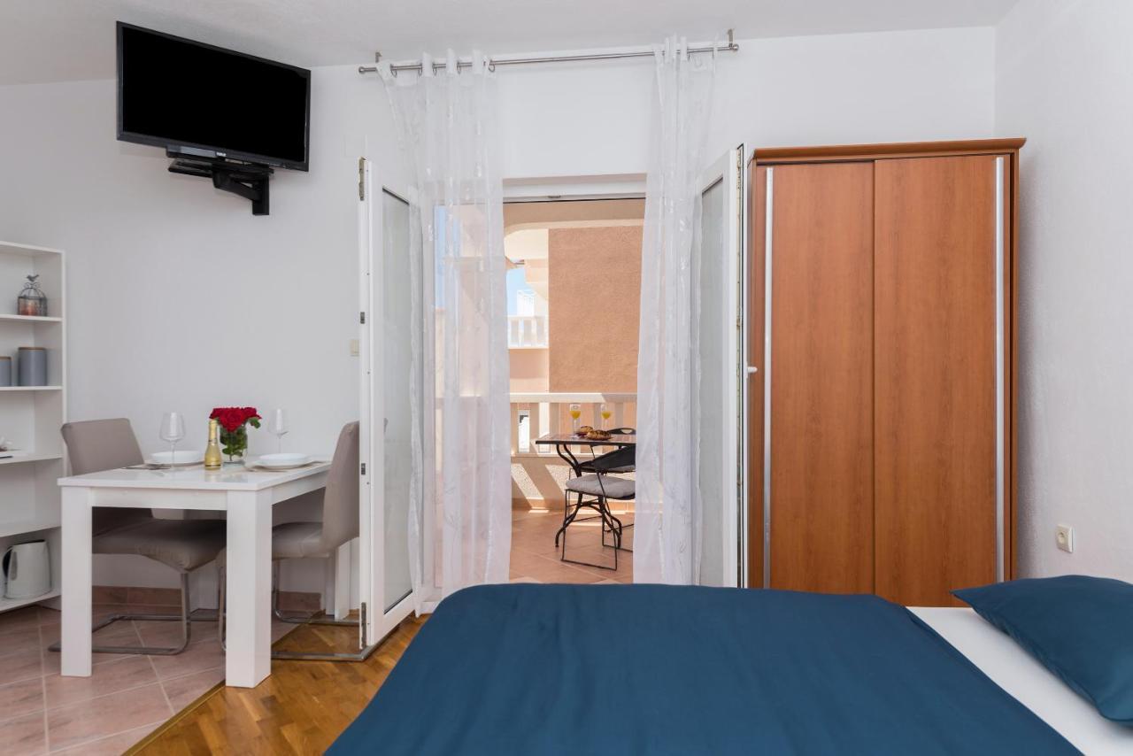 Skiljini Dvori - Studio-Apartman 1 Makarska Exterior foto