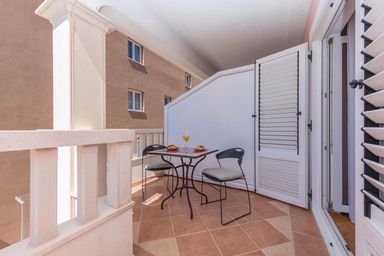 Skiljini Dvori - Studio-Apartman 1 Makarska Exterior foto